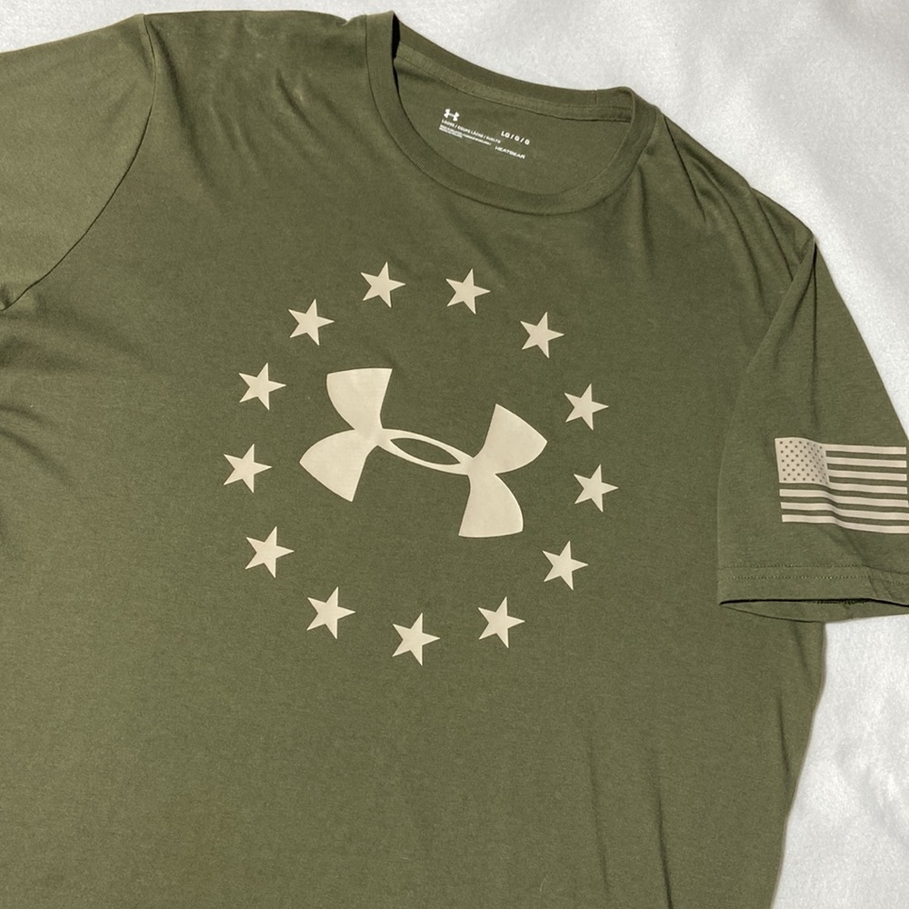 Under Armour 13 Stars & American Flag Shirt. Army Green with Tan Logo. Large - Picture 3 of 7